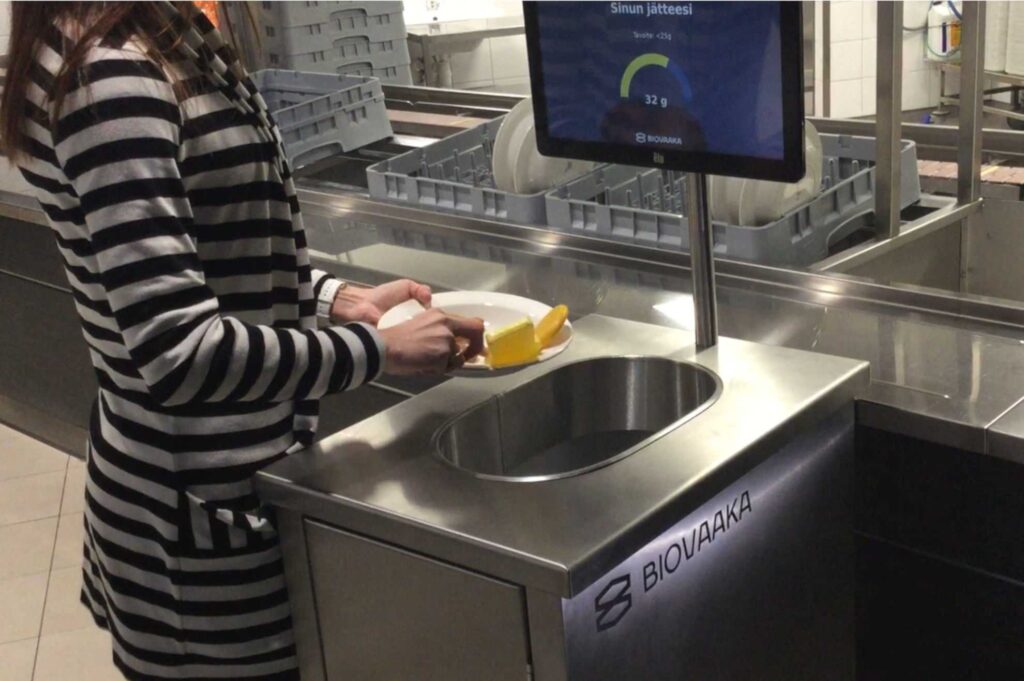 Biovaaka Serve:n avulla saadaan ruokahävikki esille kouluissa